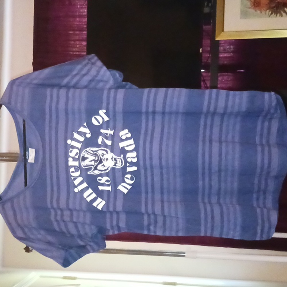 UNIVERSITY OF NEVADA CHARLOTTE SLOUCH TEE